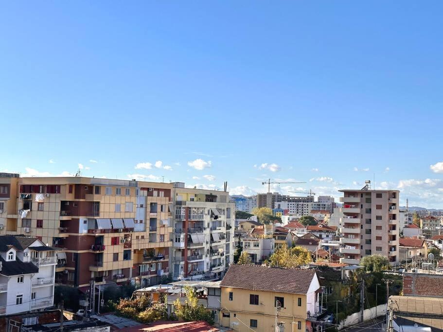 Family Living Tirana Apartman Kültér fotó
