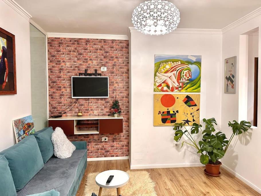 Family Living Tirana Apartman Kültér fotó