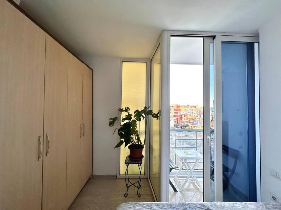 Family Living Tirana Apartman Kültér fotó